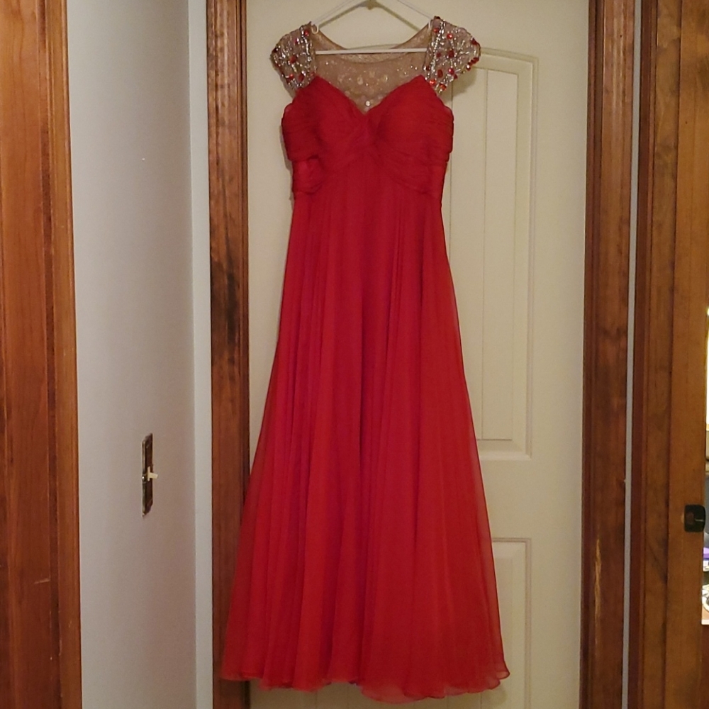 Sherri Hill gown